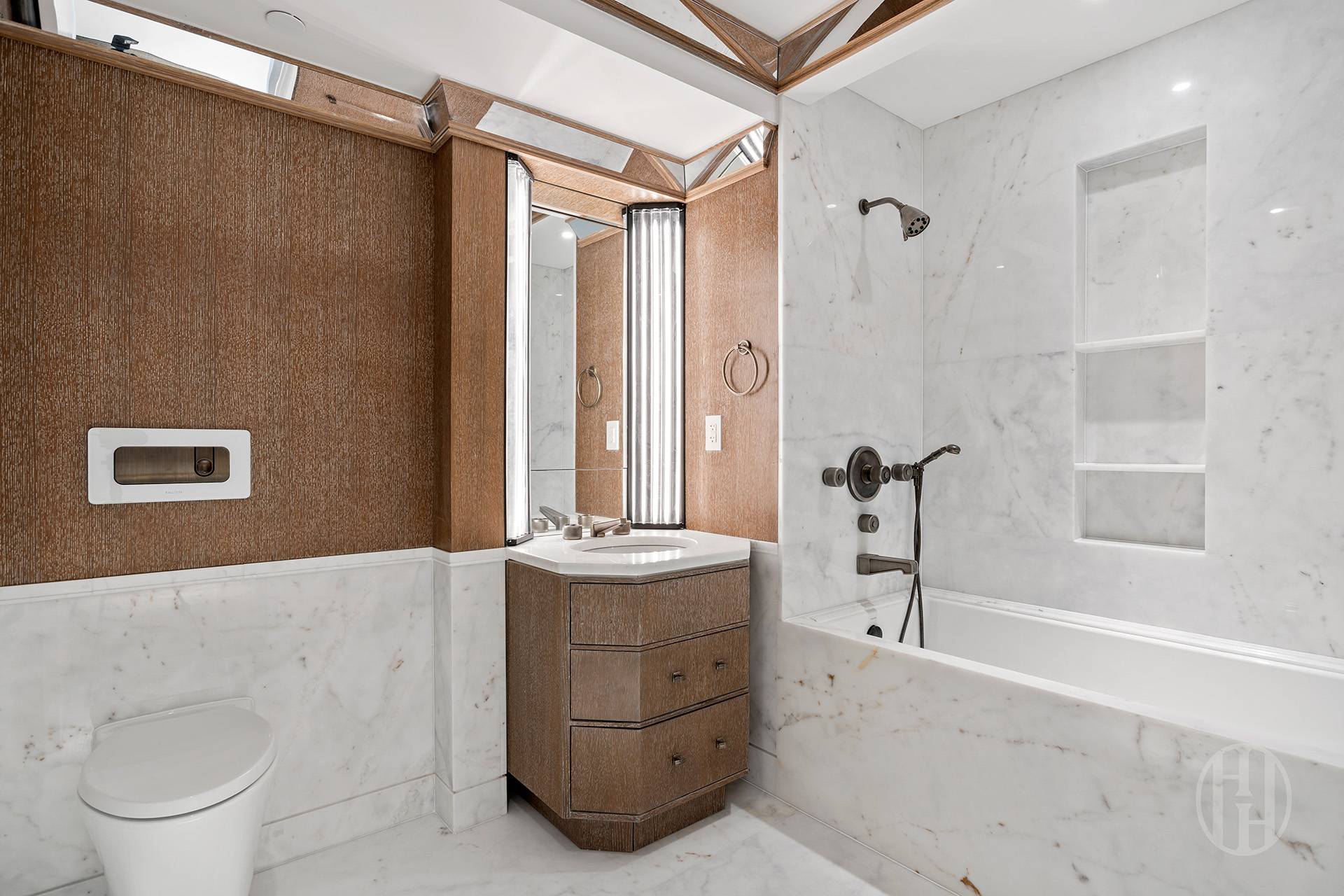111 W 57th Street 11C