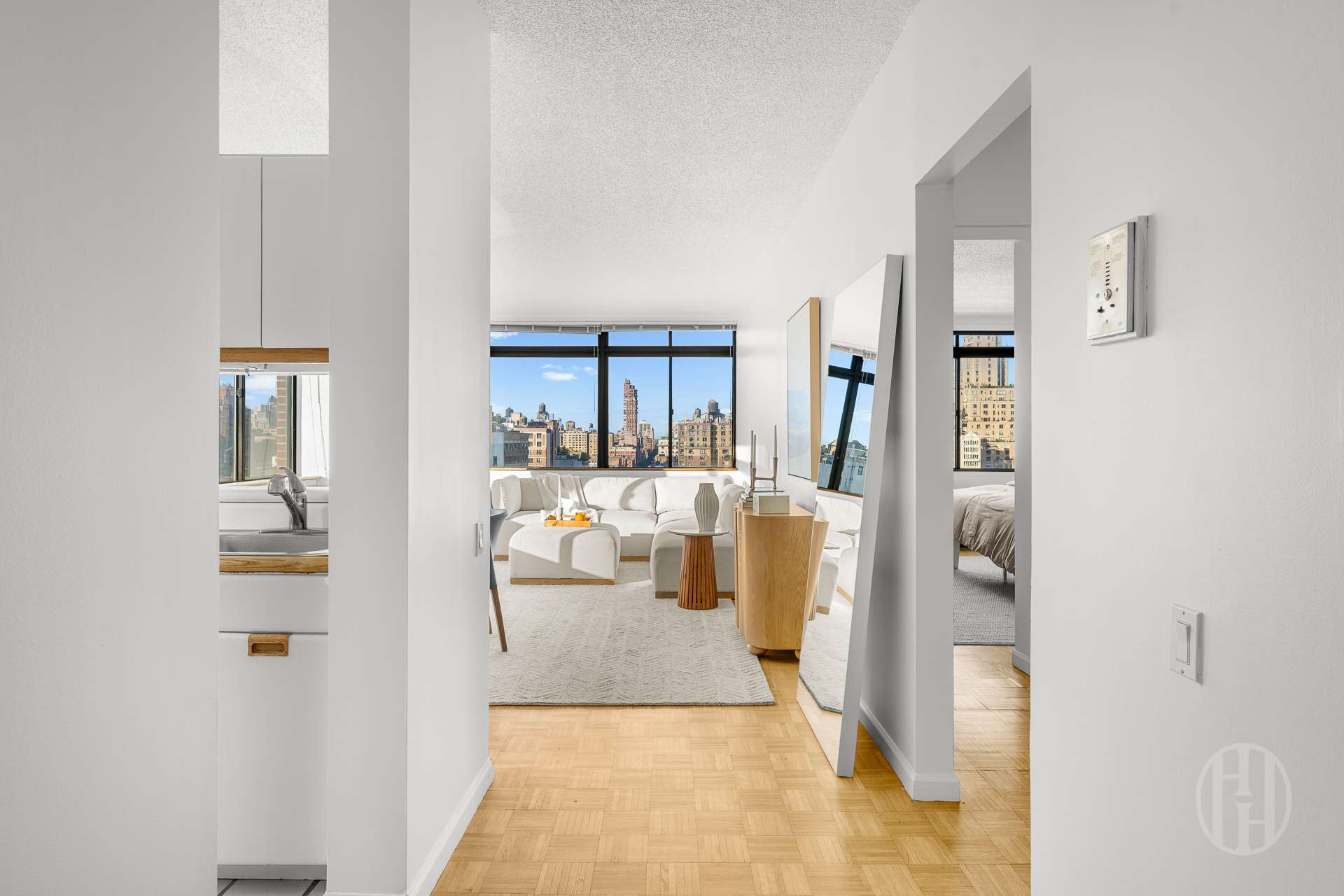 45 W 67th Street 14H