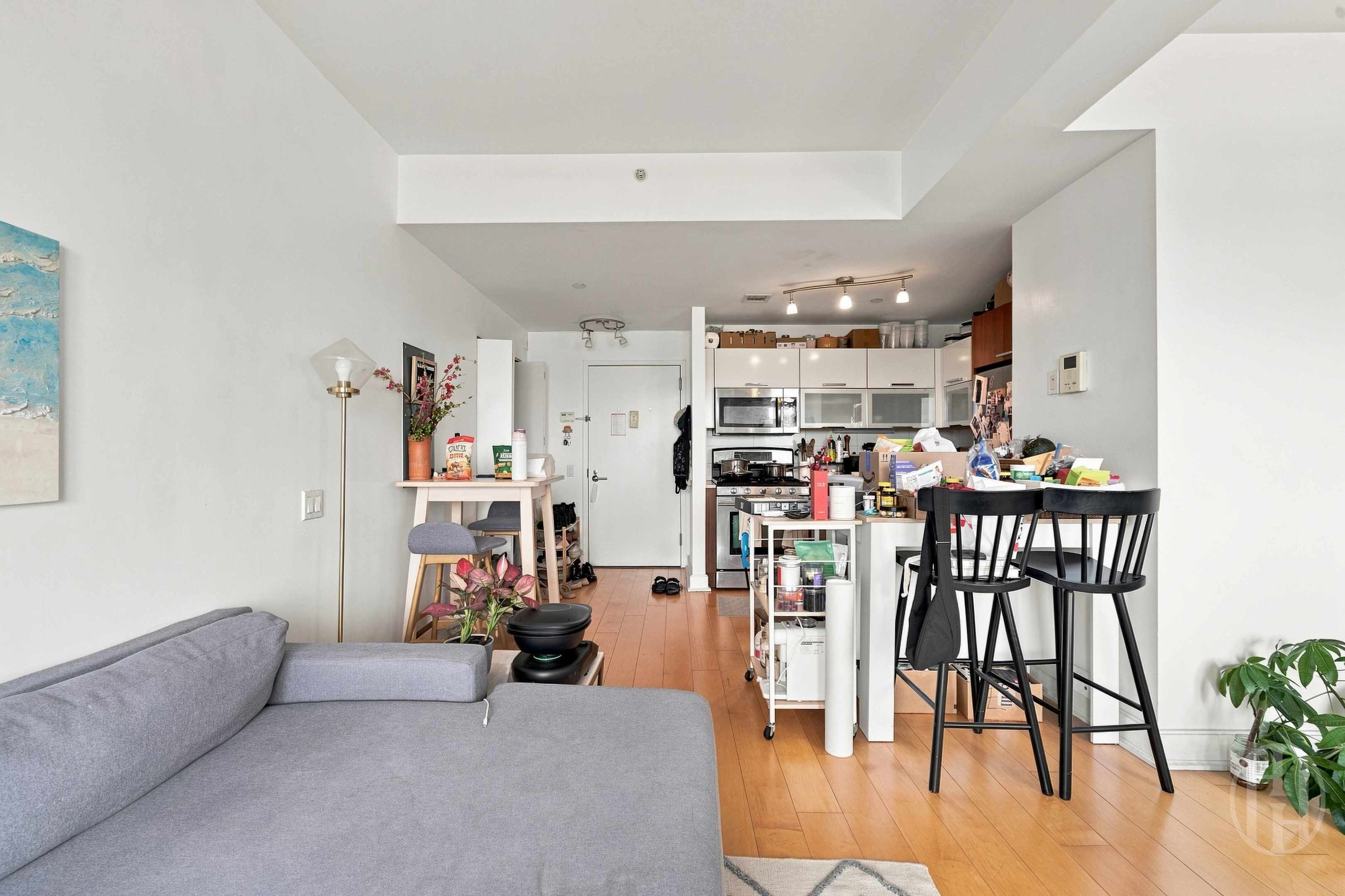 343 4th Avenue 10E