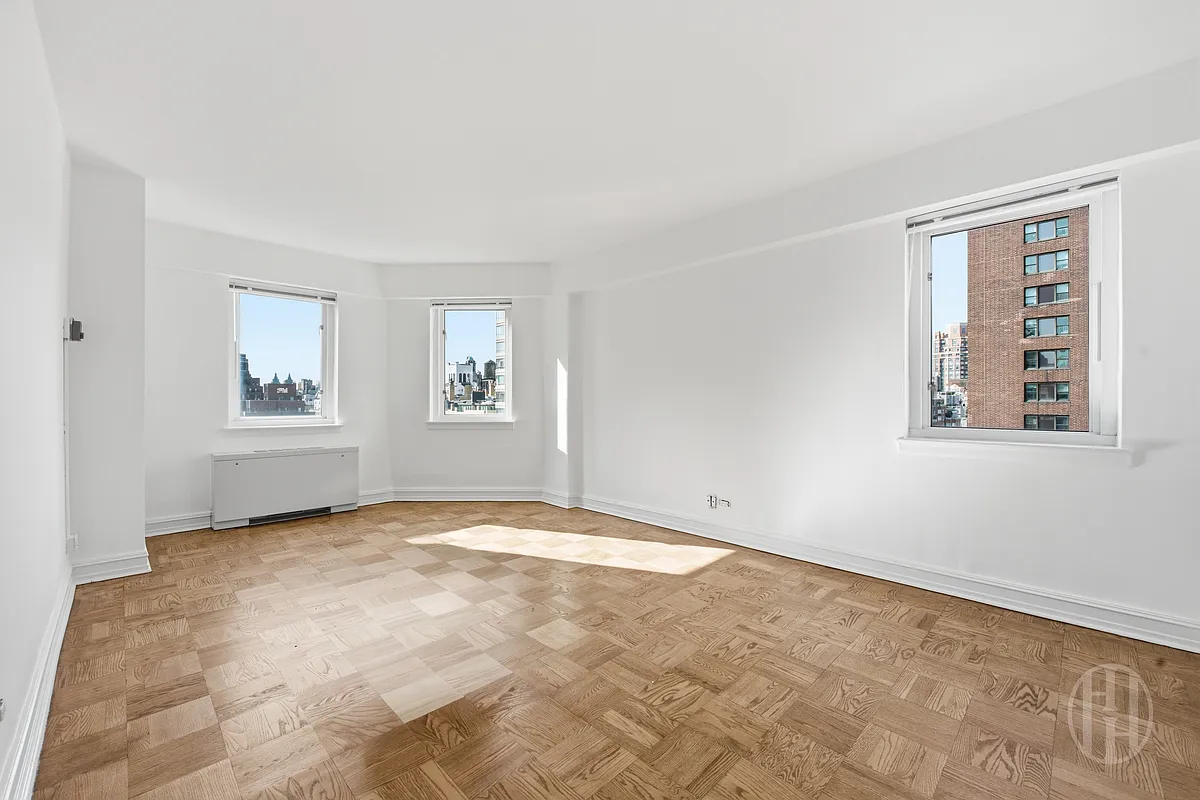 200 E 71st Street 19C