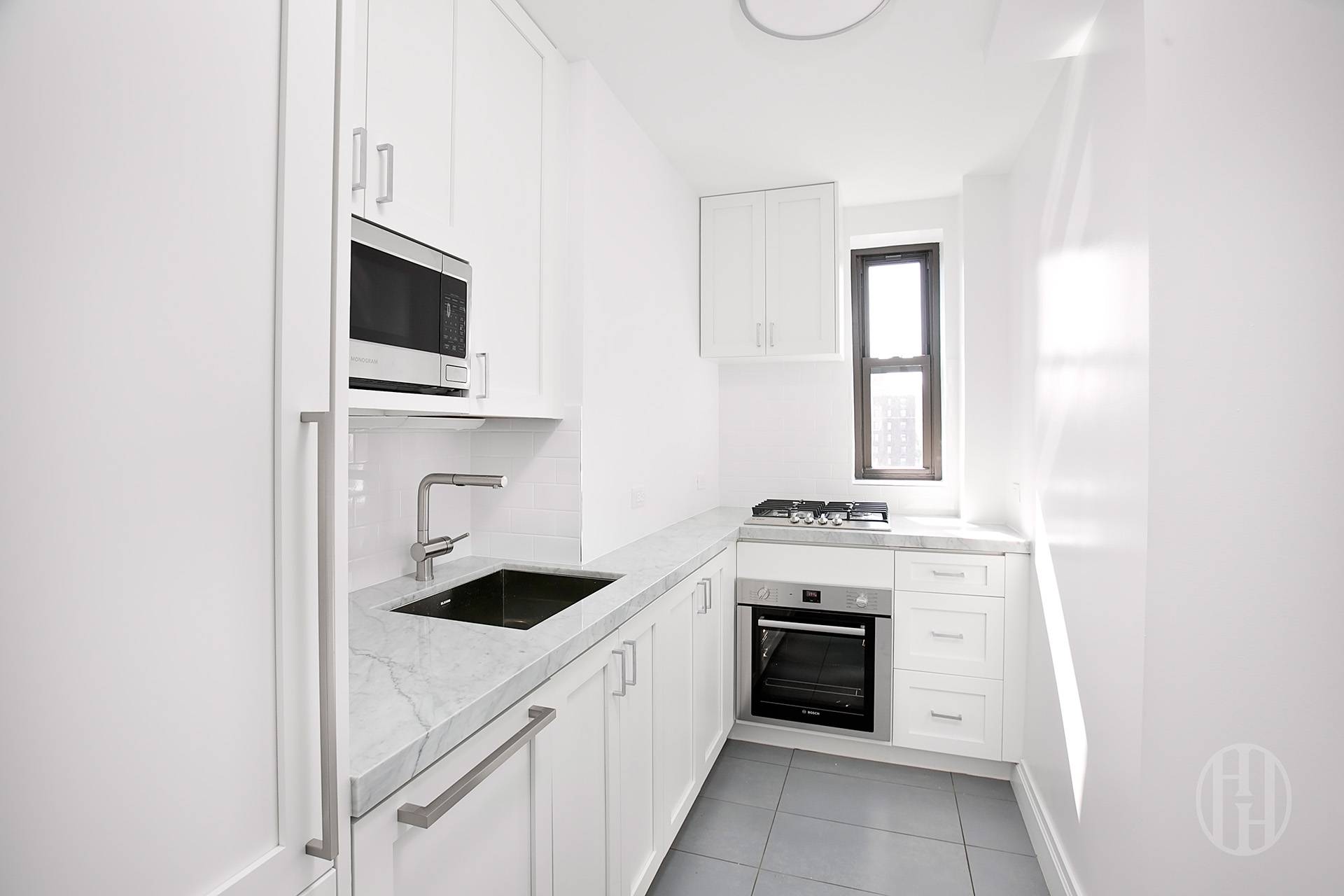 230 Riverside Drive 15L