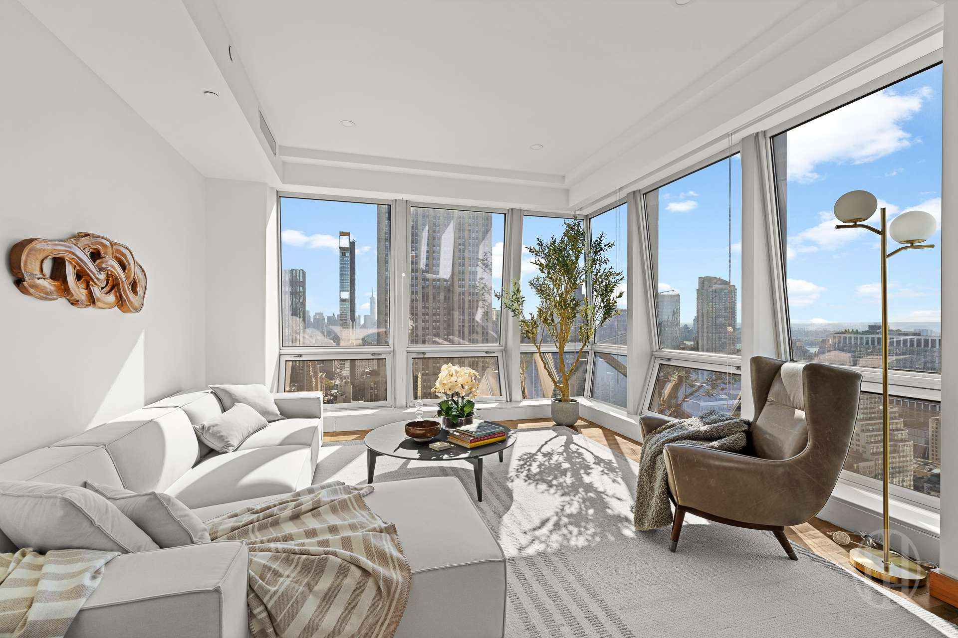 400 5th Avenue 45G