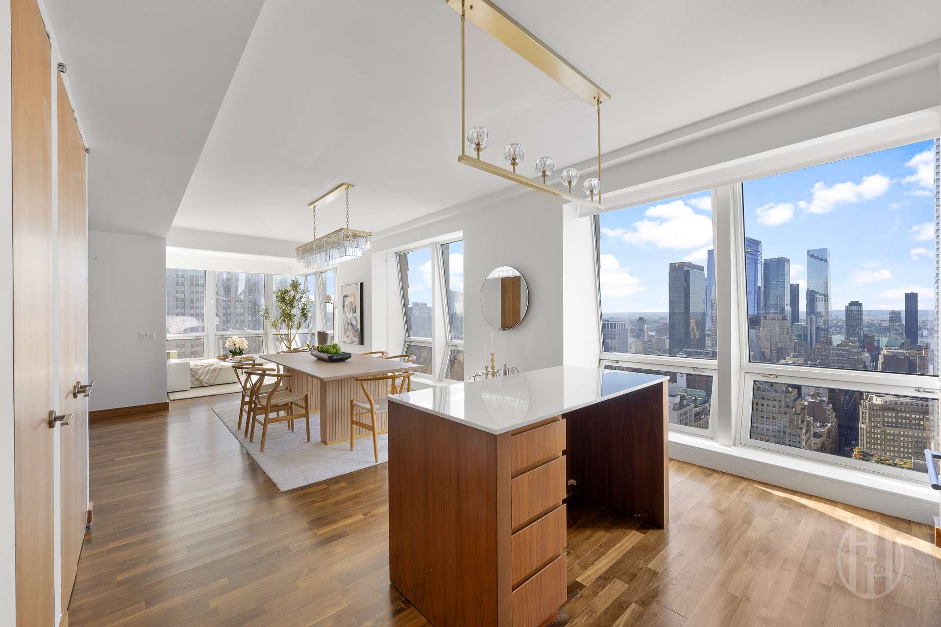 400 5th Avenue 45G