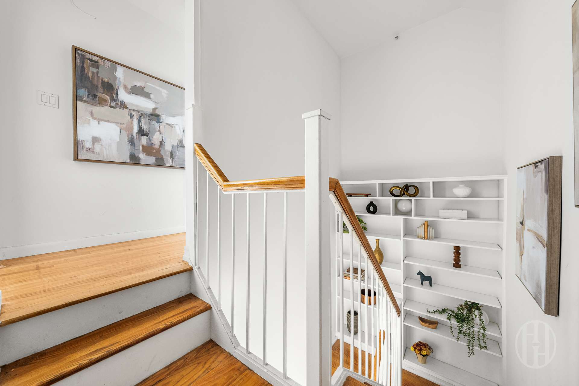 407 E 12th Street 4FNE