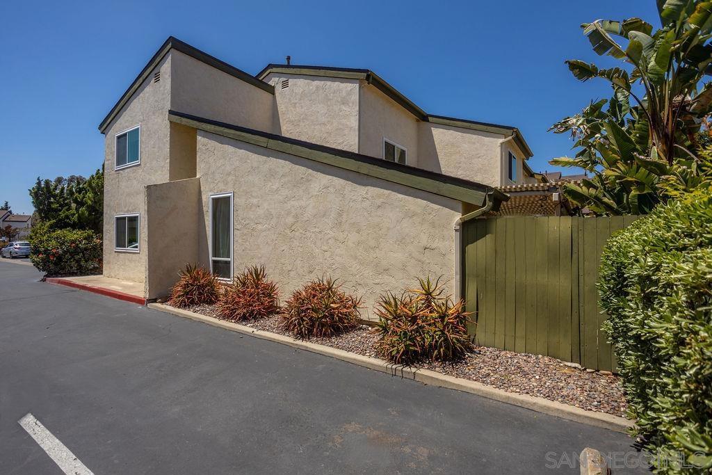 7200 Melody Lane 25
