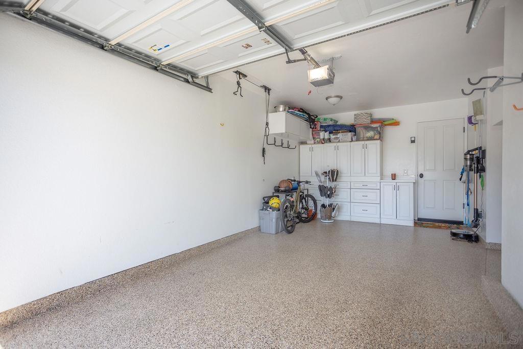 7200 Melody Lane 25