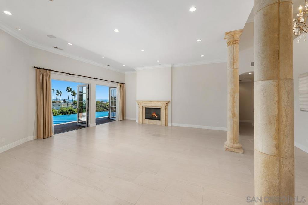 5971 La Jolla Mesa Dr