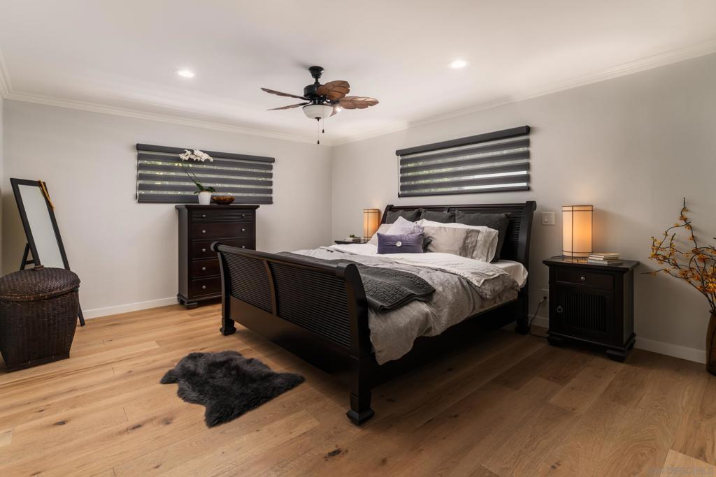 2435 Frankfort