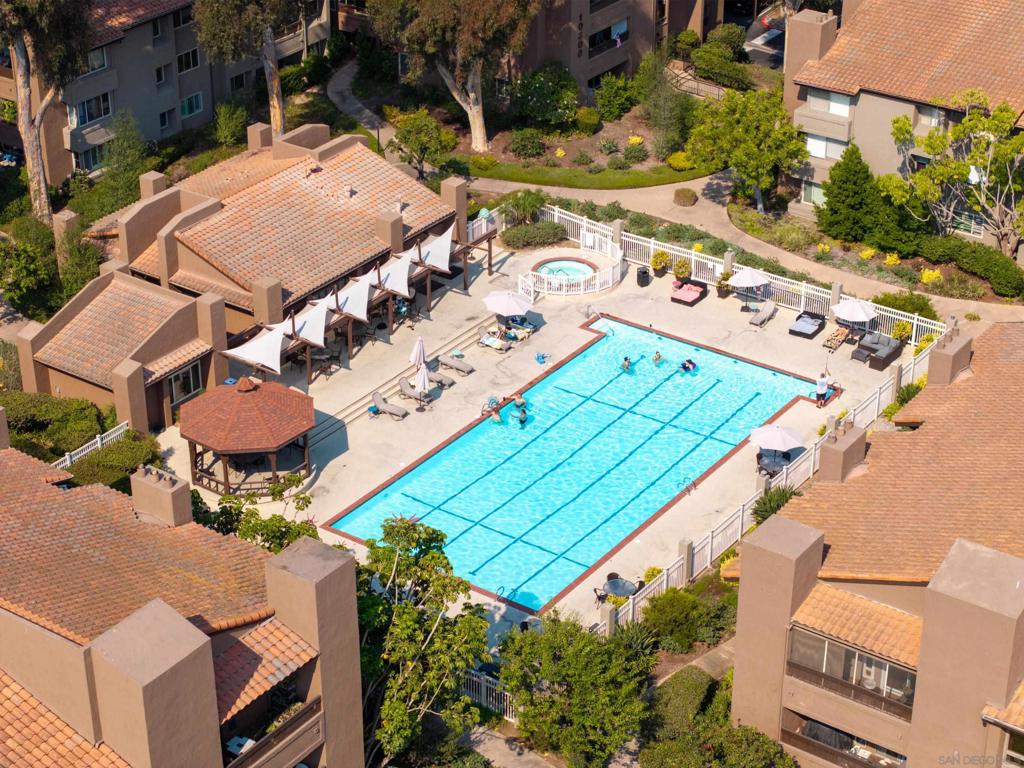 10425 Caminito Cuervo 216