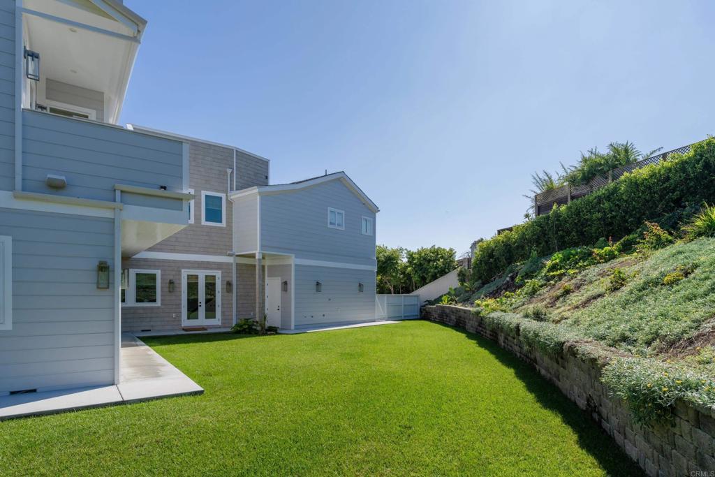 964 Candlelight Place