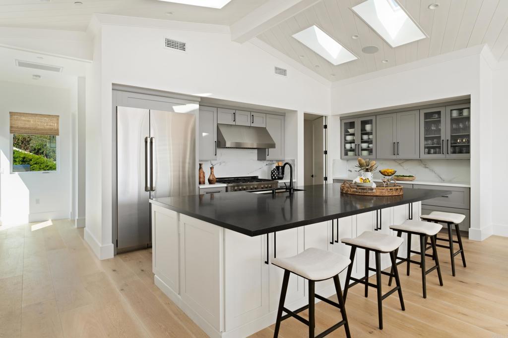 964 Candlelight Place