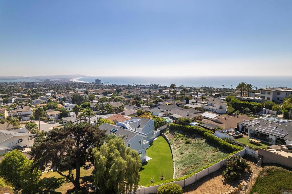 964 Candlelight Place