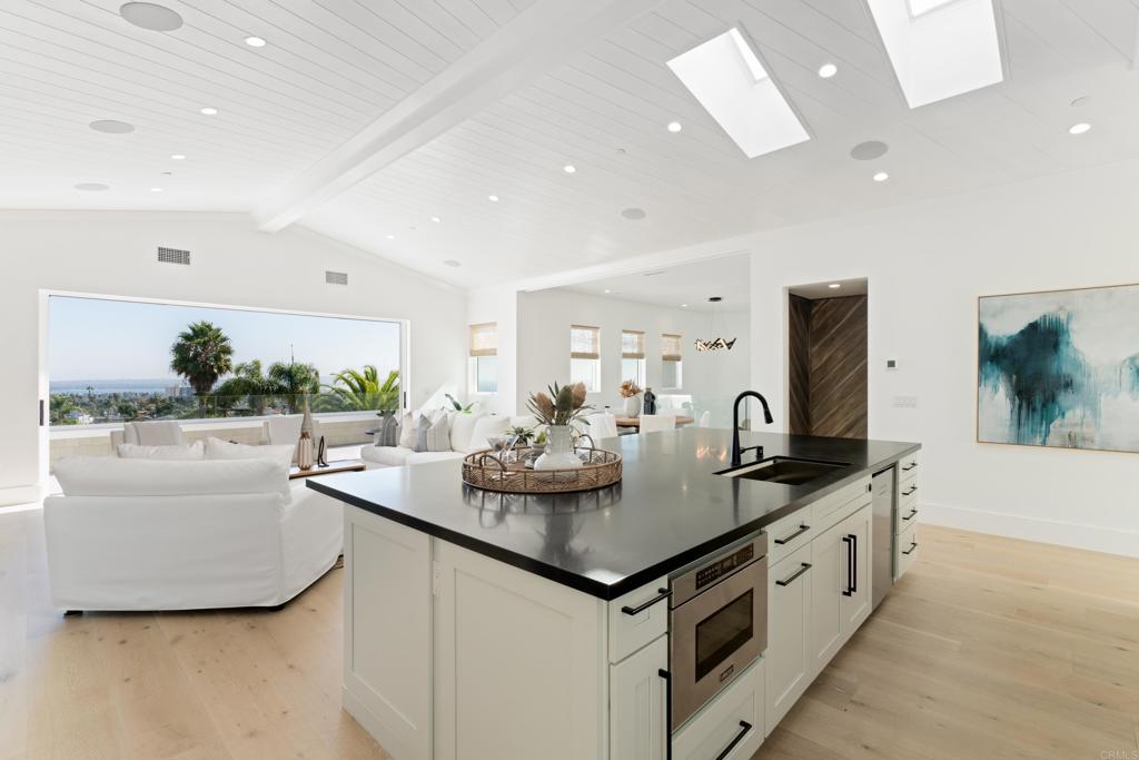 964 Candlelight Place