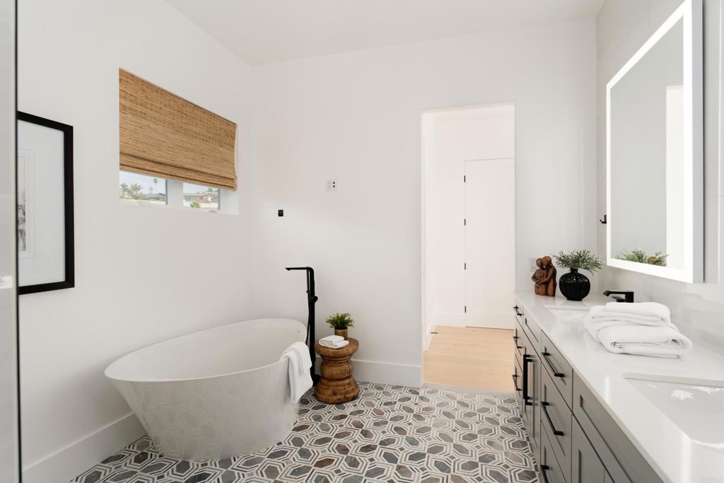 964 Candlelight Place