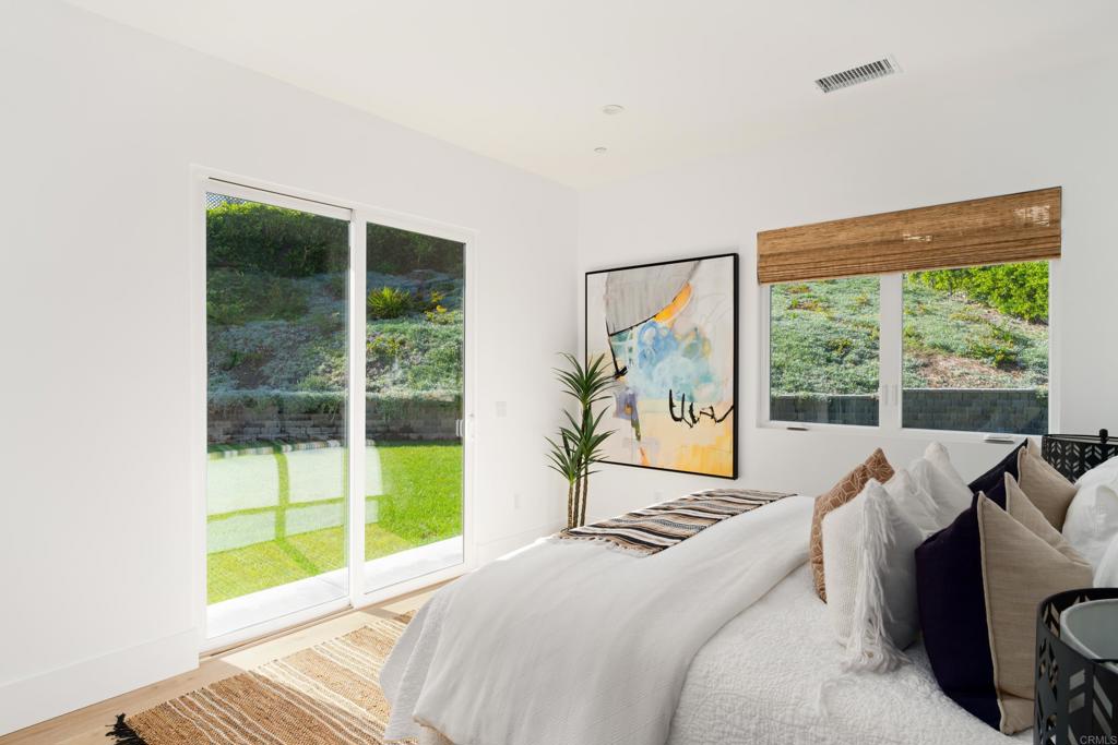 964 Candlelight Place