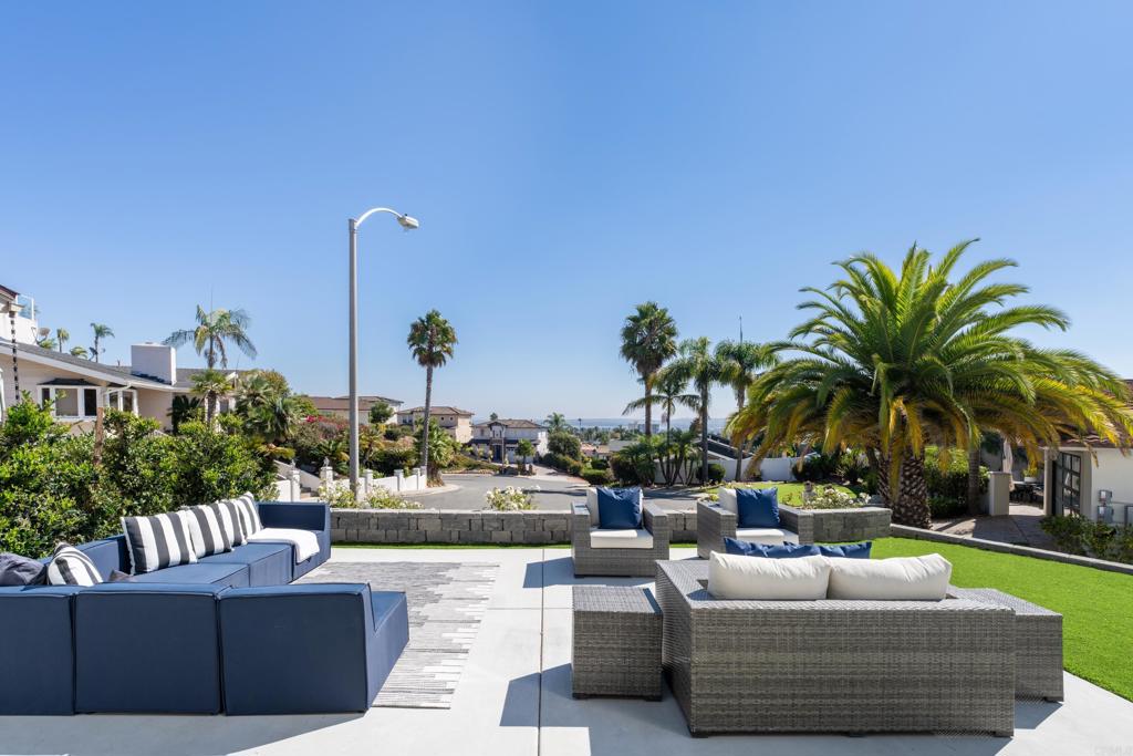 964 Candlelight Place