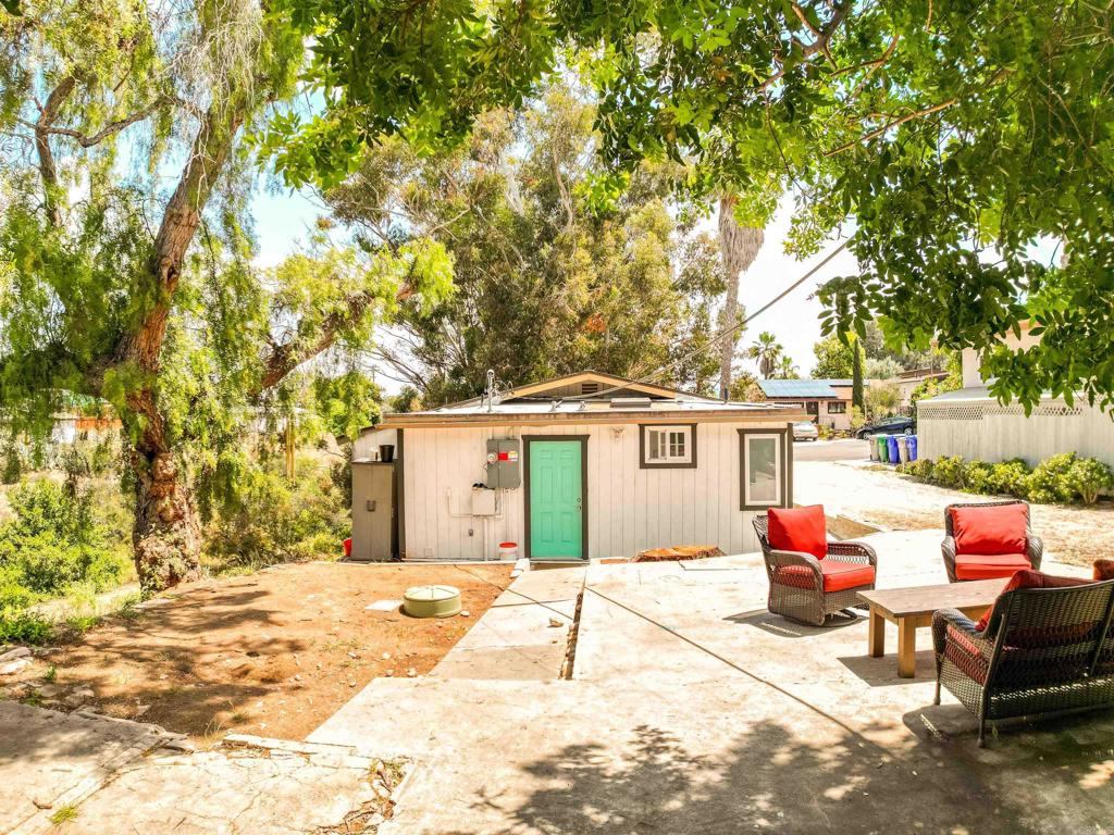 1738 33rd Street