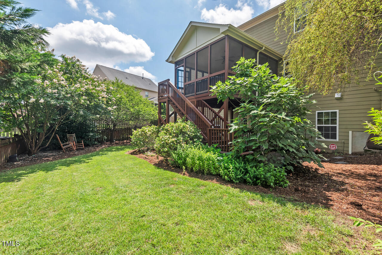 1504 Hemlock Hill Drive