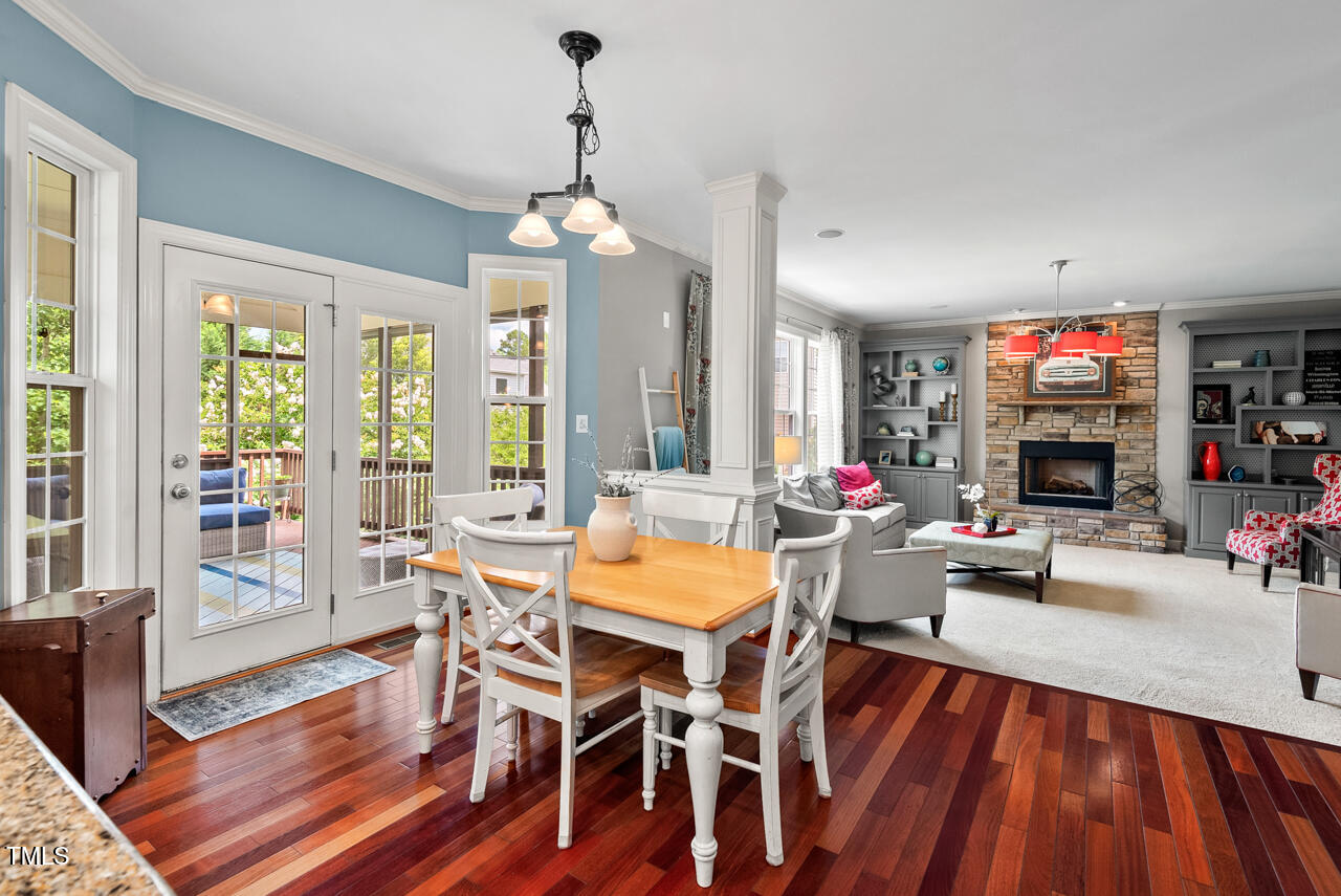1504 Hemlock Hill Drive