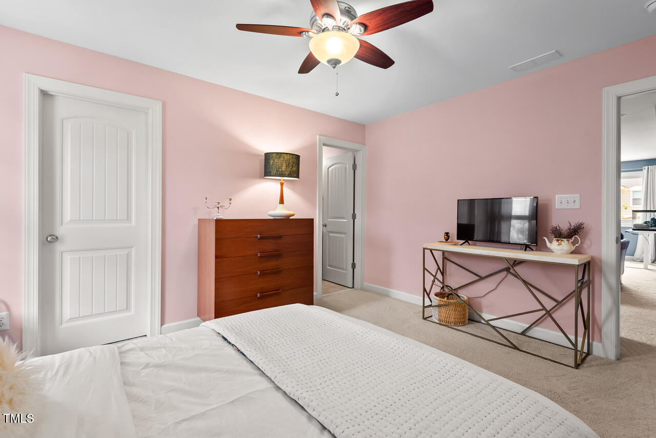 1504 Hemlock Hill Drive