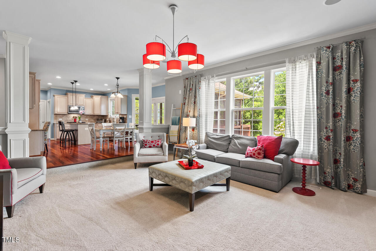 1504 Hemlock Hill Drive