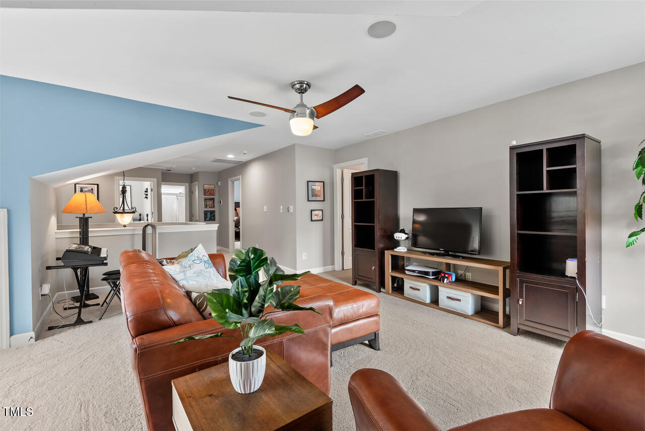 1504 Hemlock Hill Drive