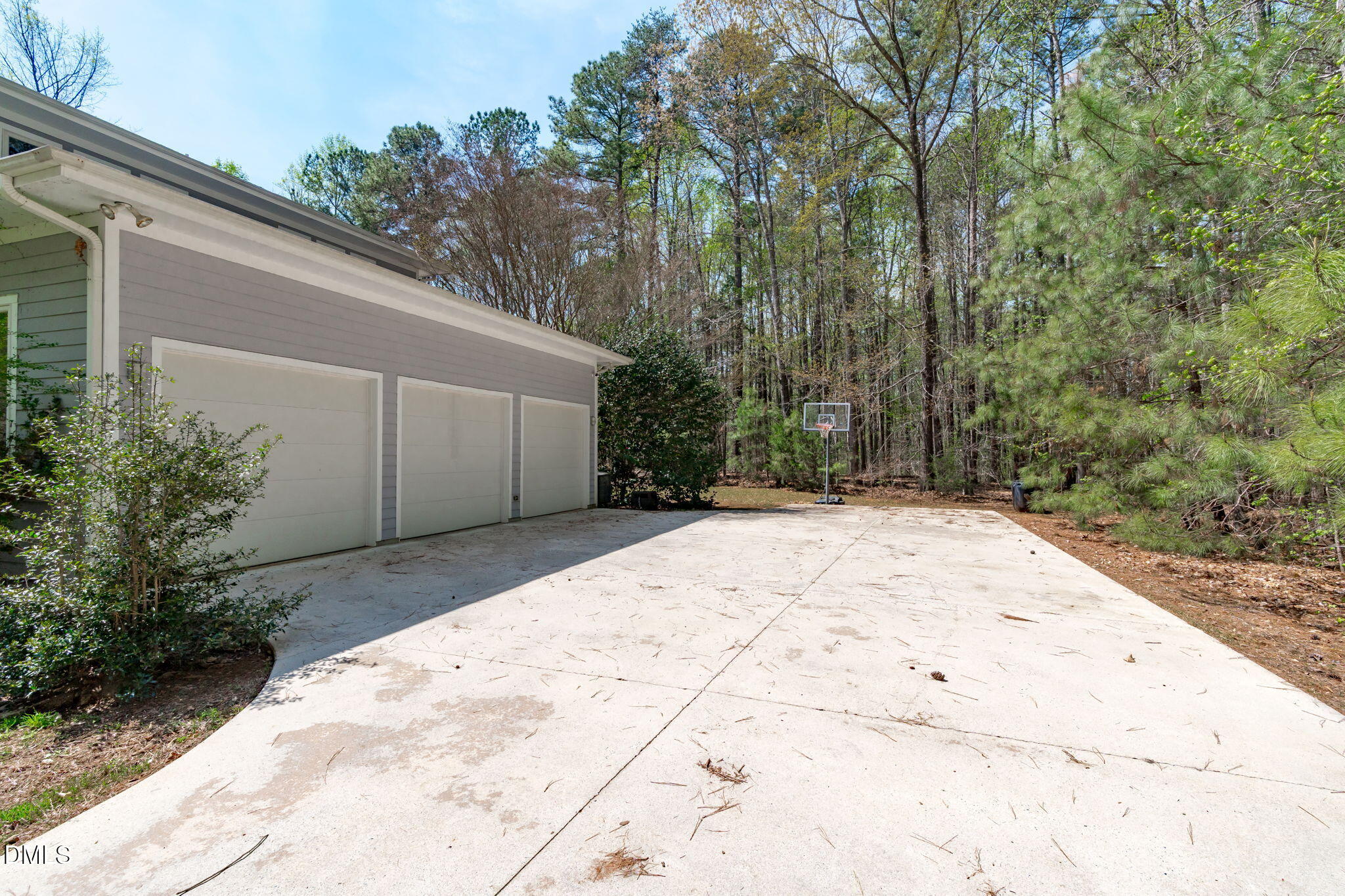 8607 Yorkshire Lane