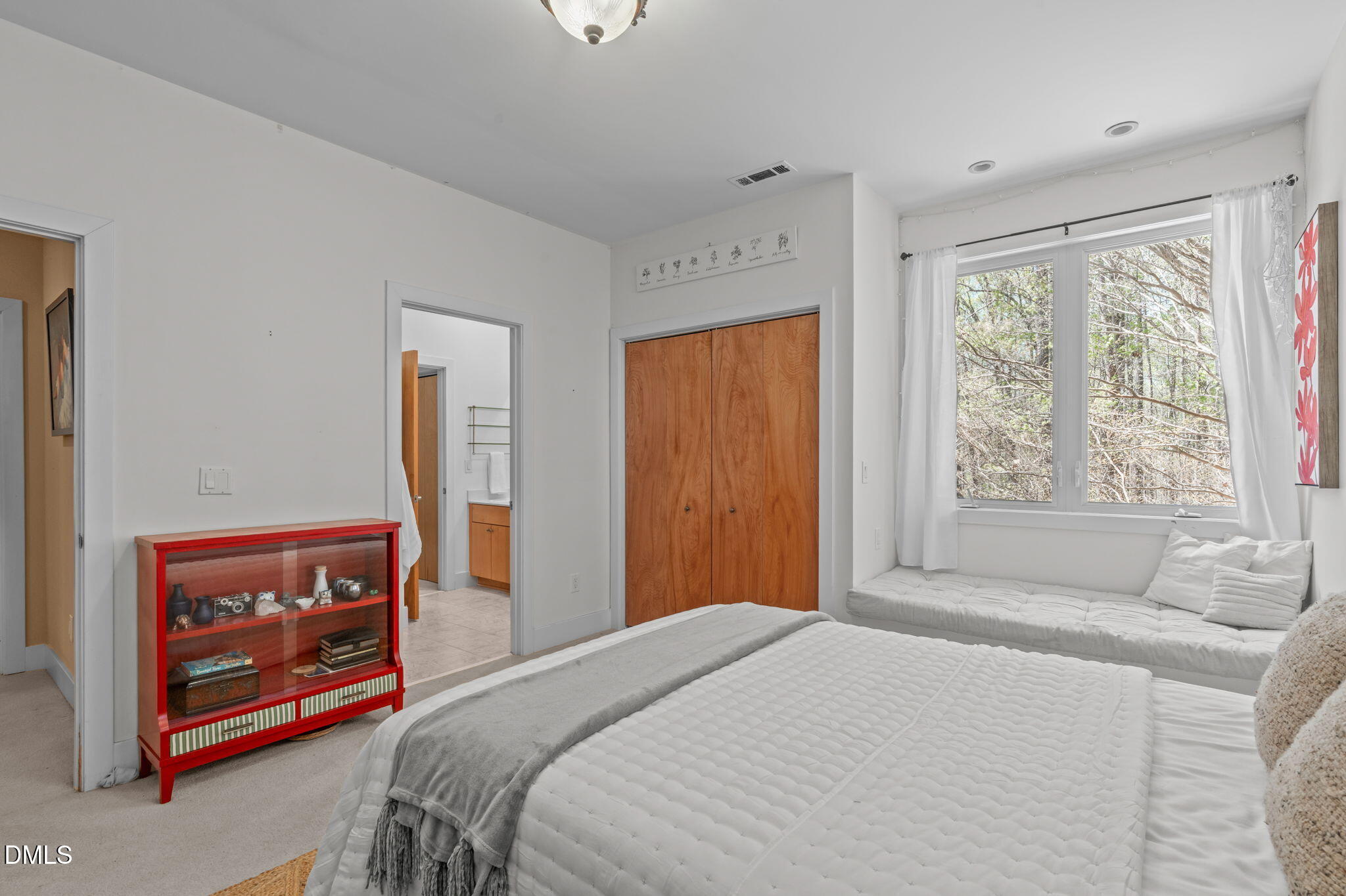 8607 Yorkshire Lane