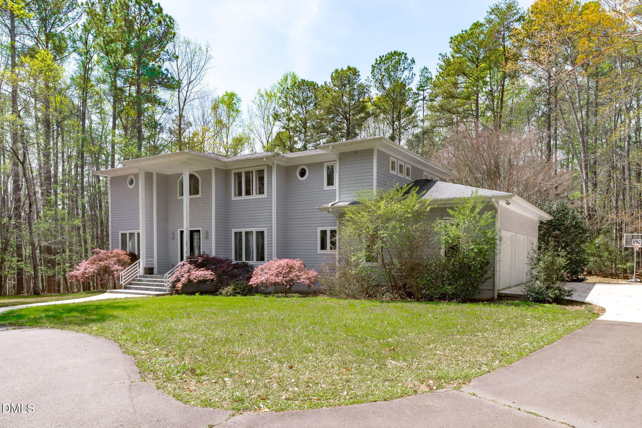 8607 Yorkshire Lane