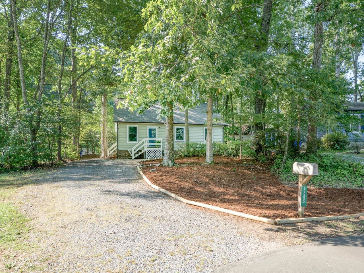 1205 Hydrangea Court