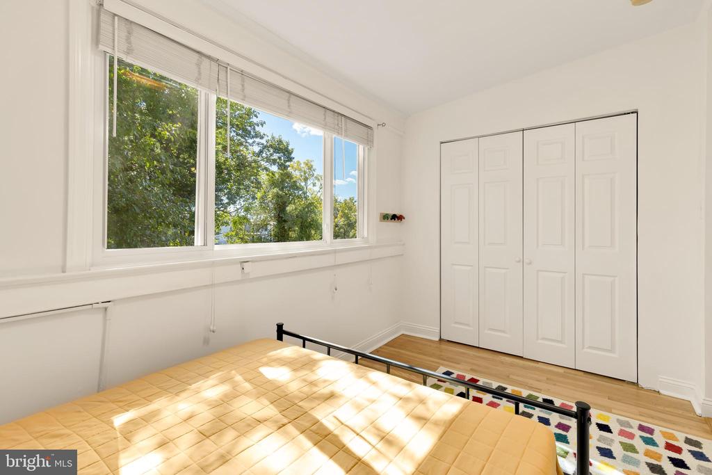 412 CRITTENDEN STREET NW