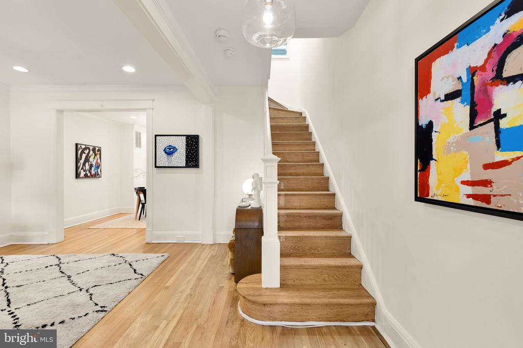 412 CRITTENDEN STREET NW