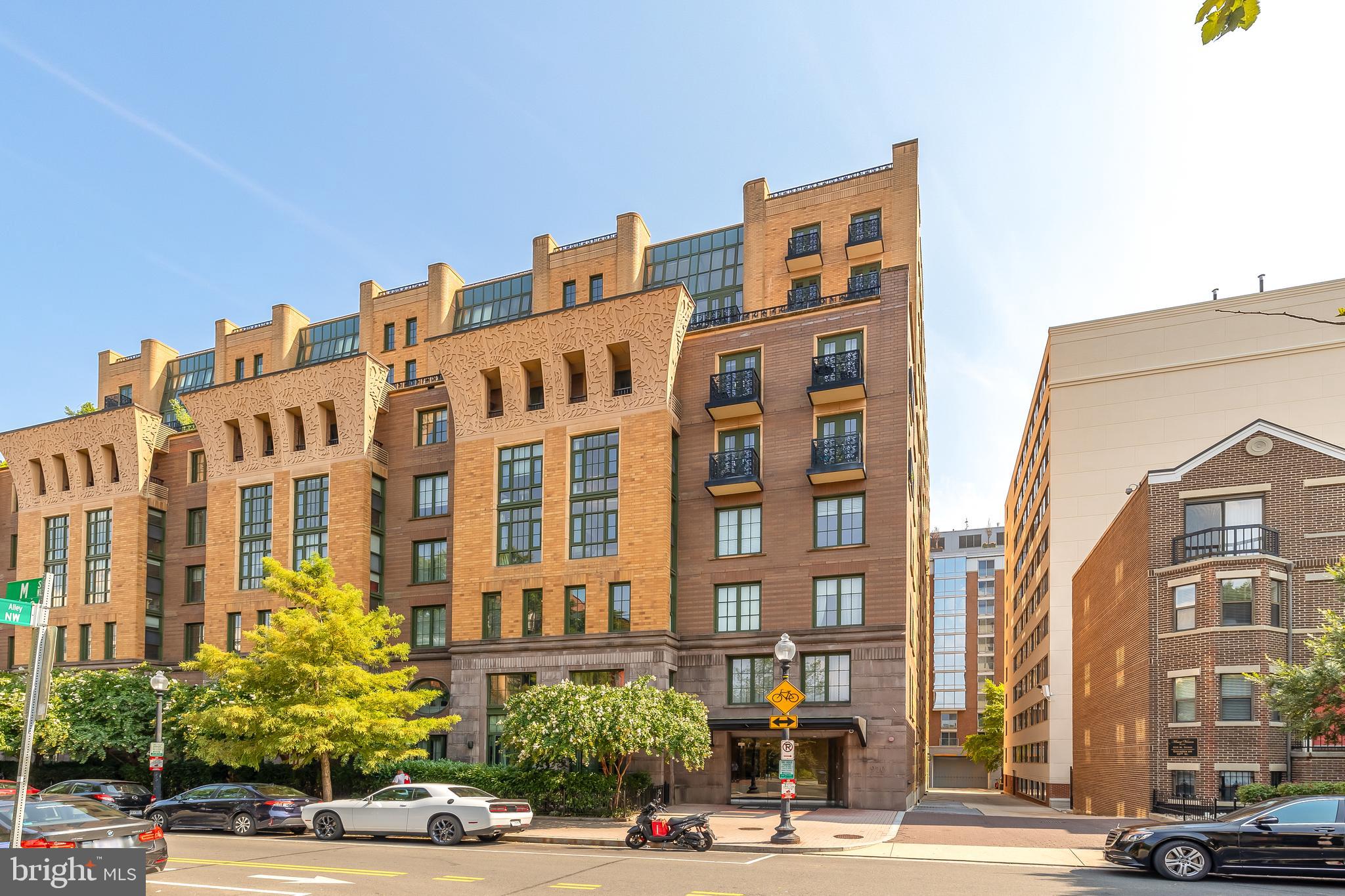910 M STREET NW 1004