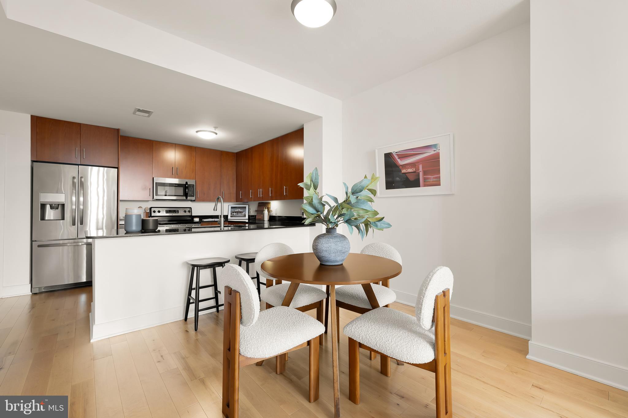 910 M STREET NW 1004