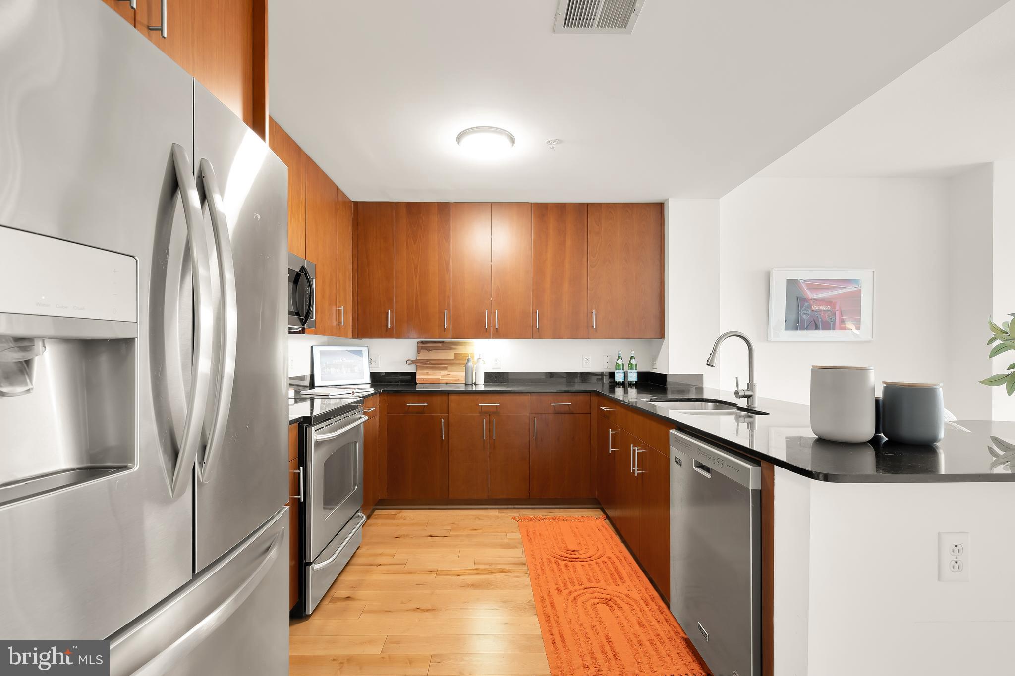 910 M STREET NW 1004