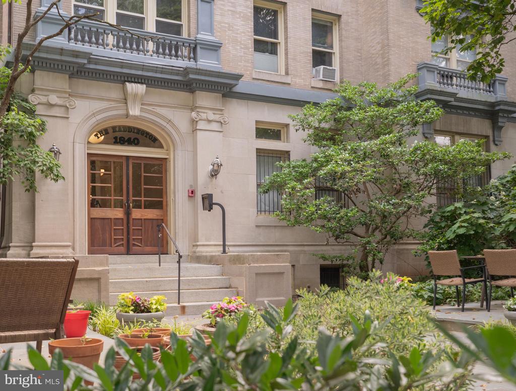 1840 BILTMORE STREET NW Unit: 46