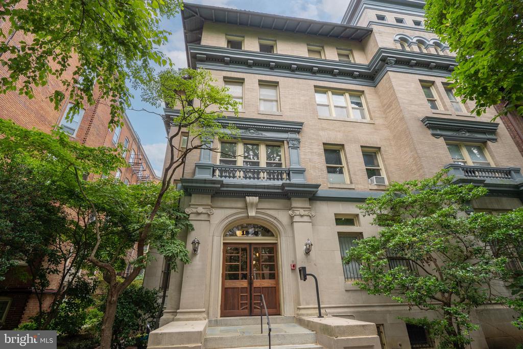 1840 BILTMORE STREET NW Unit: 46