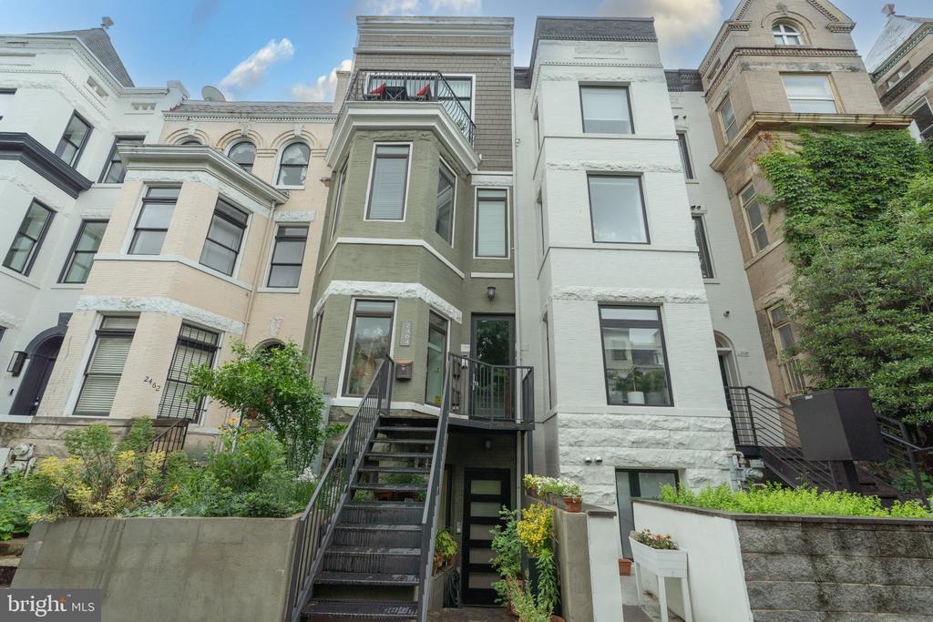 2464 ONTARIO ROAD NW Unit: 1