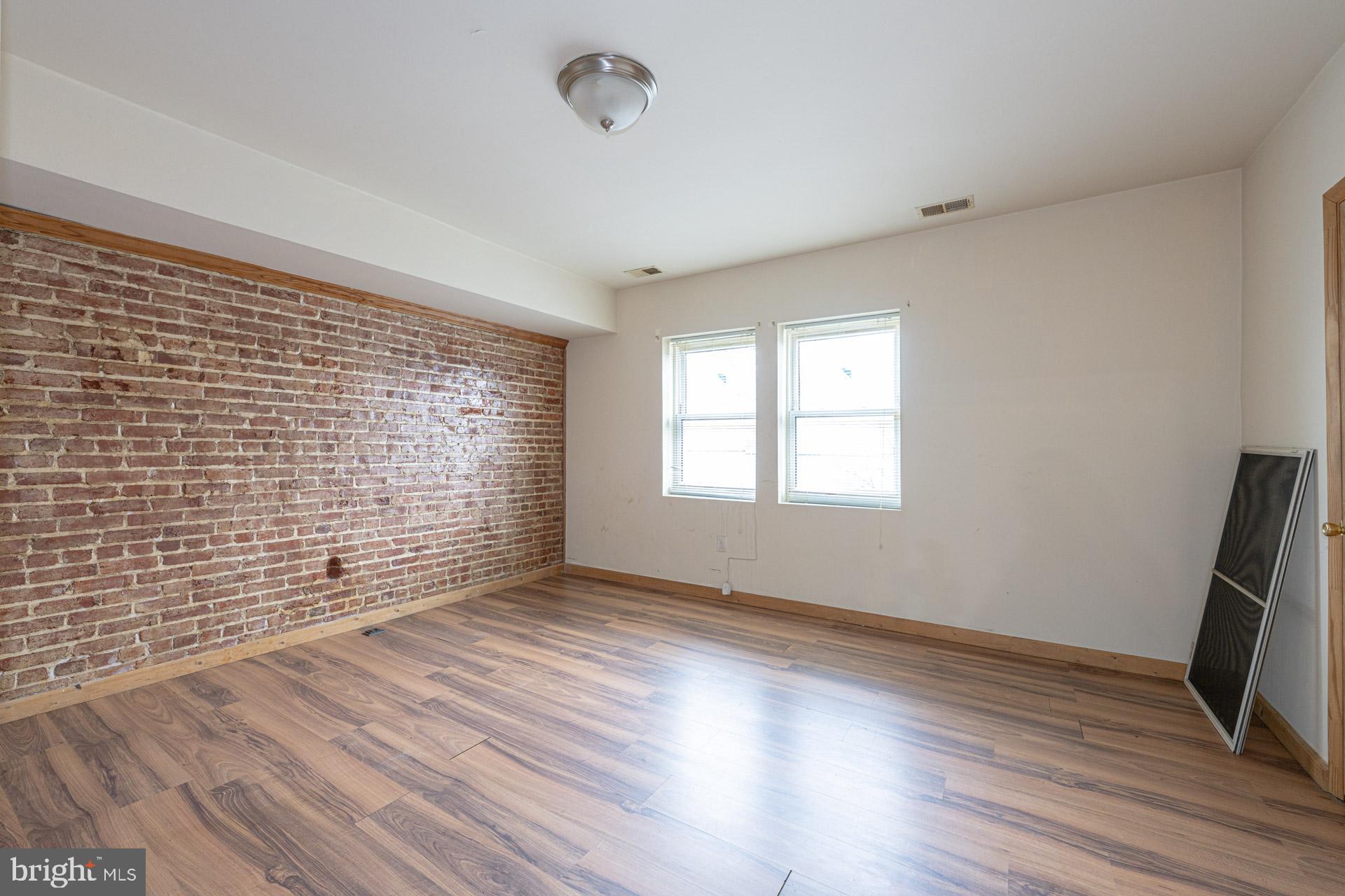 1717 TRINIDAD AVENUE NE