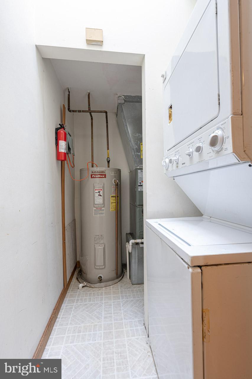 1717 TRINIDAD AVENUE NE