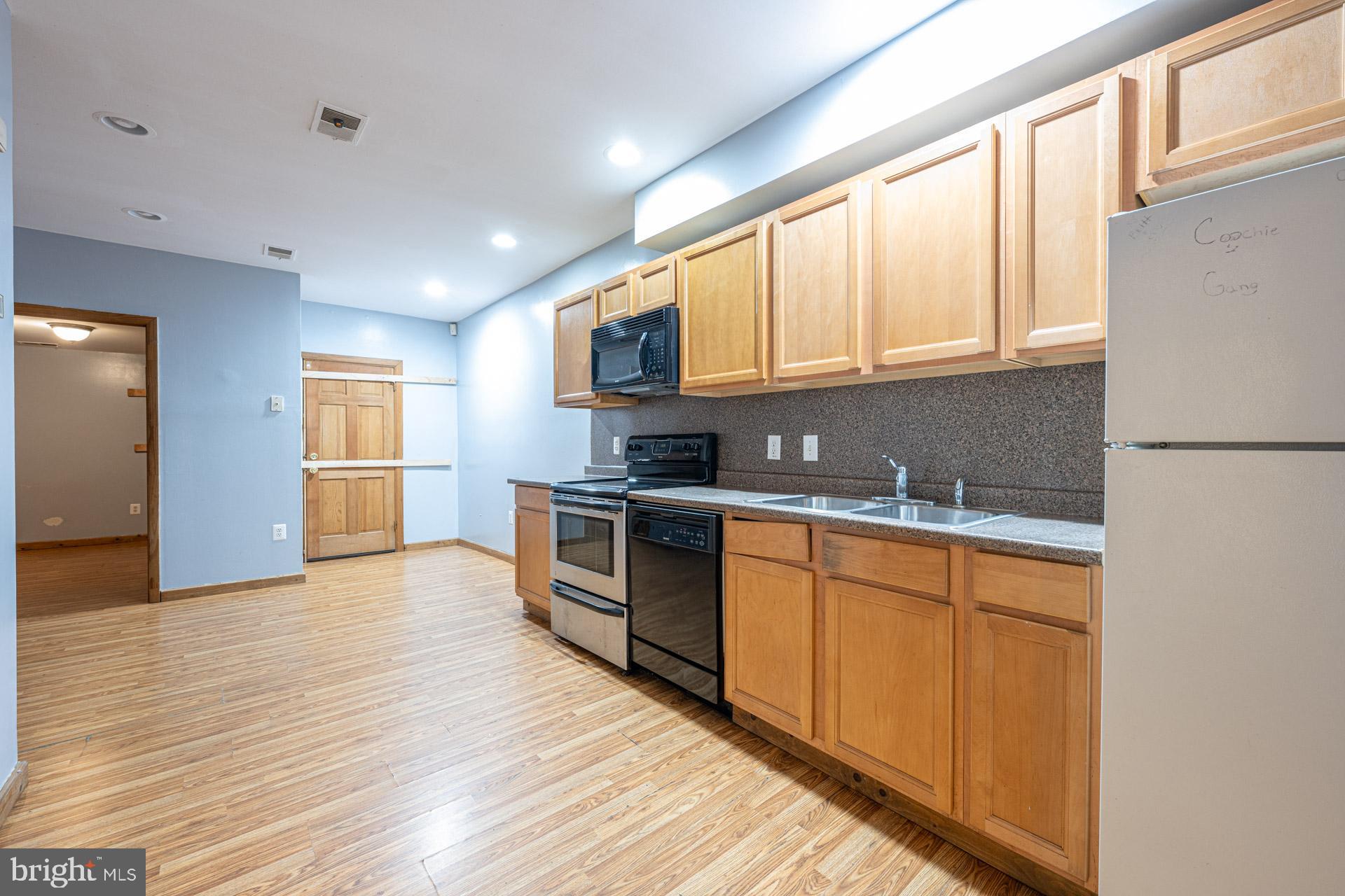 1717 TRINIDAD AVENUE NE