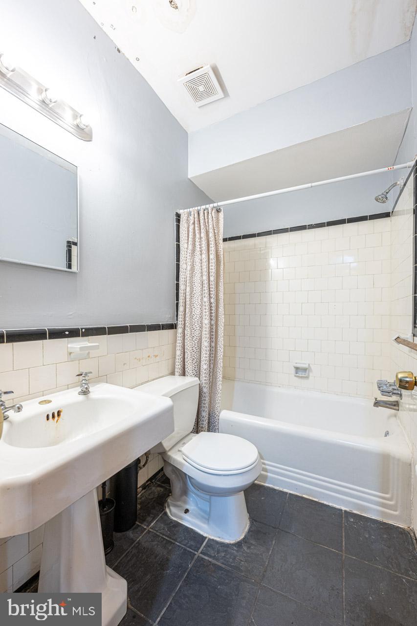 1717 TRINIDAD AVENUE NE