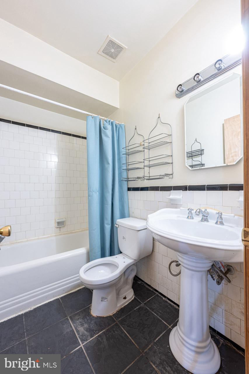 1717 TRINIDAD AVENUE NE