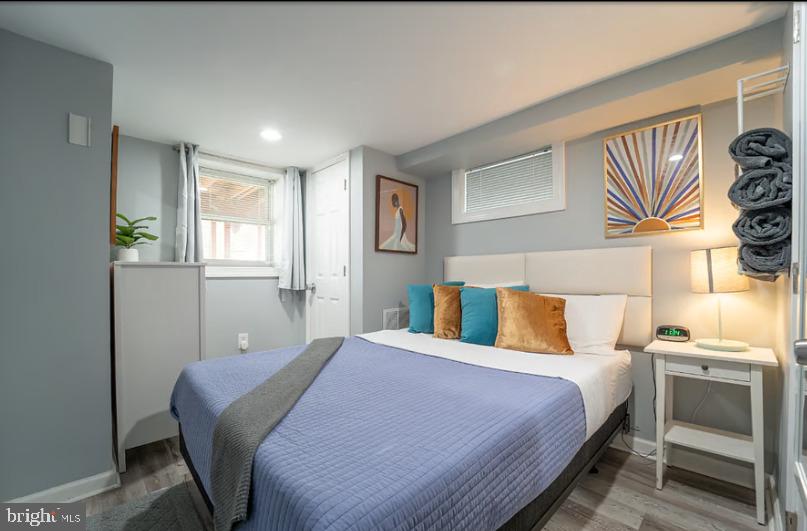 325 57TH STREET NE #2-1