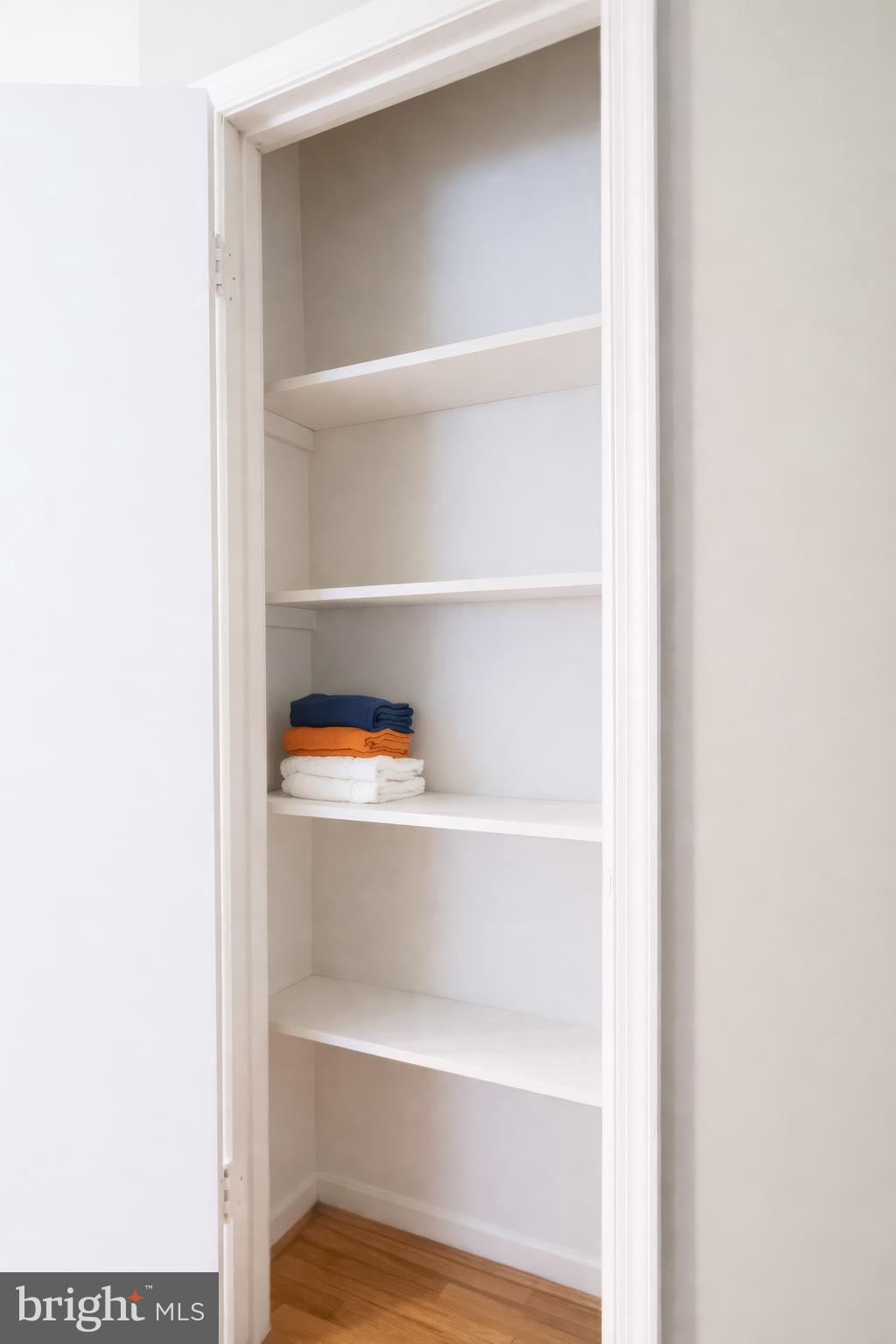 2412 SKYLAND PLACE SE