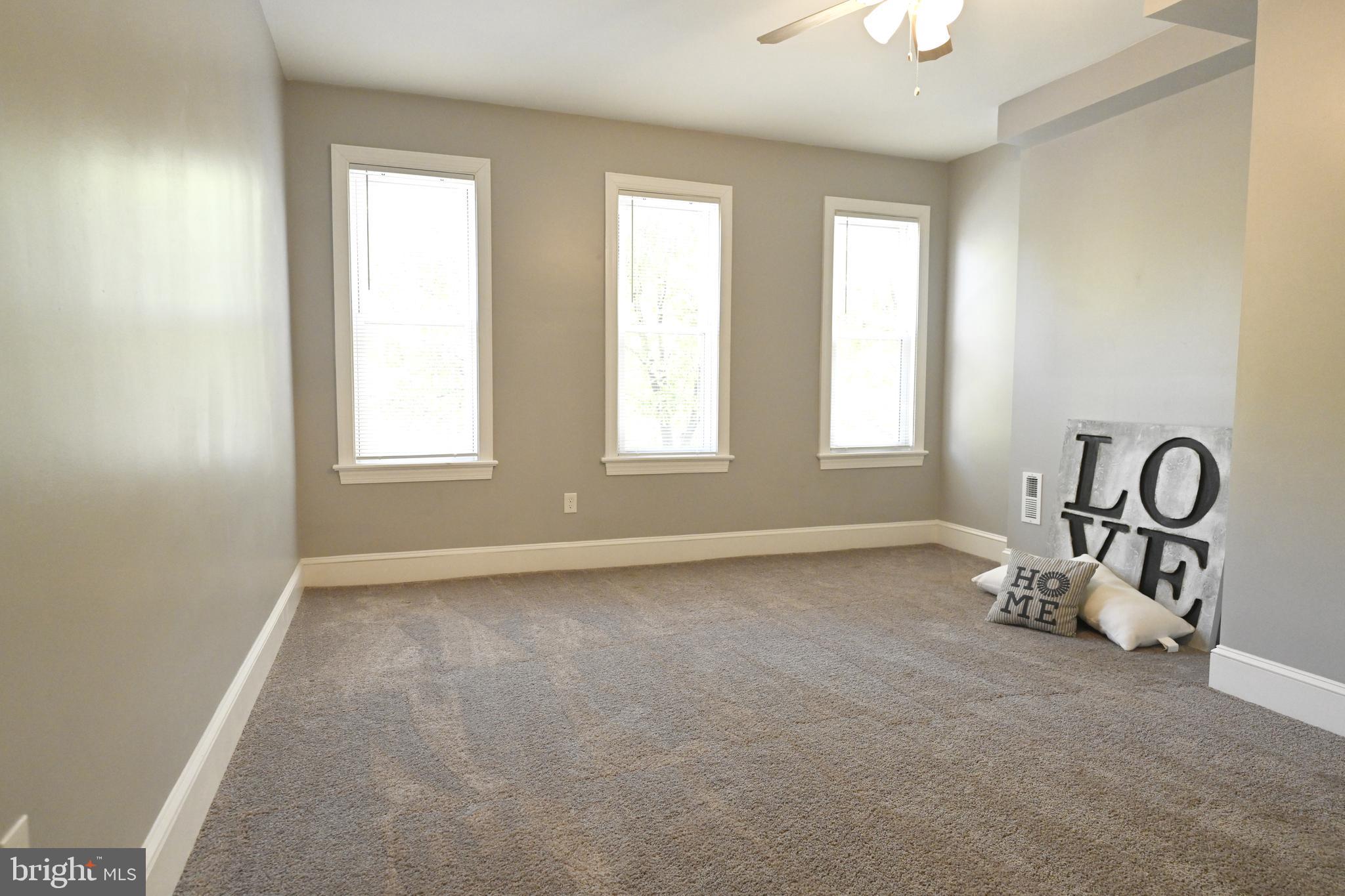 113 E LAFAYETTE AVENUE