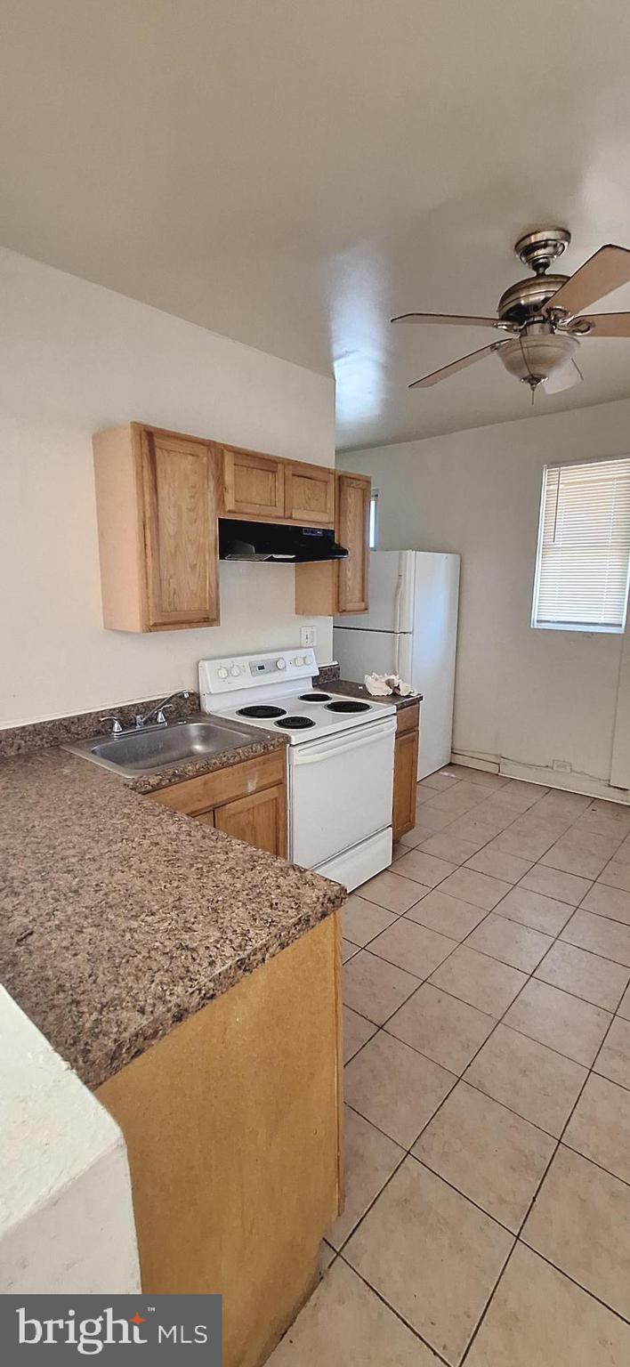 2600 AISQUITH STREET NE