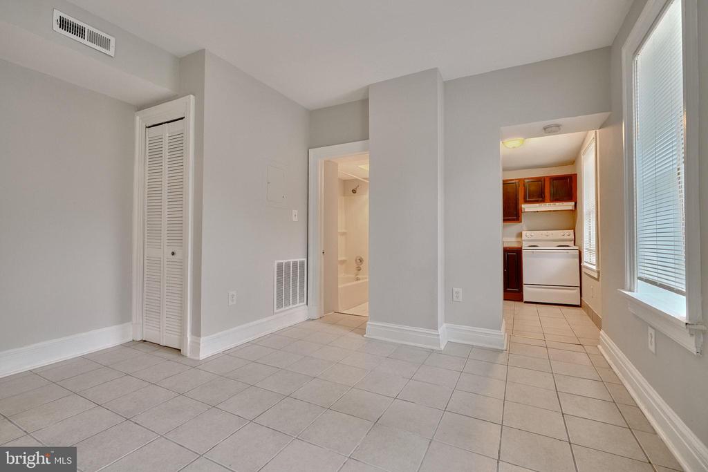 31 S ARLINGTON AVENUE