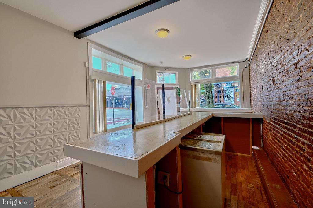 31 S ARLINGTON AVENUE