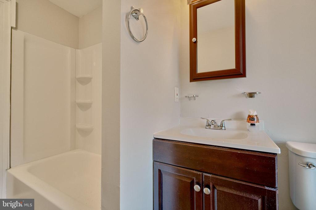 31 S ARLINGTON AVENUE